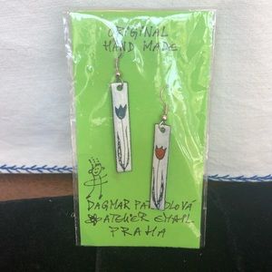 Dangle earrings